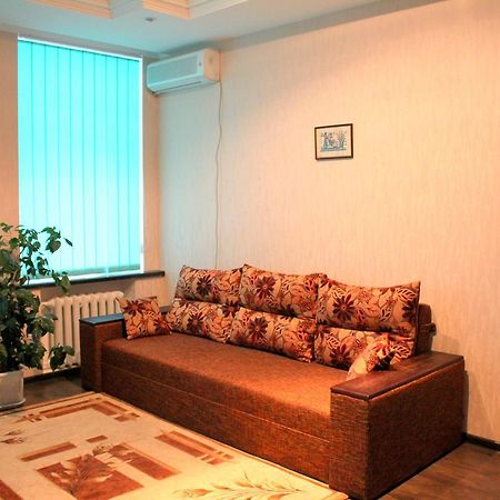 Kyivstay Sagaydachnogo Apartment Dış mekan fotoğraf